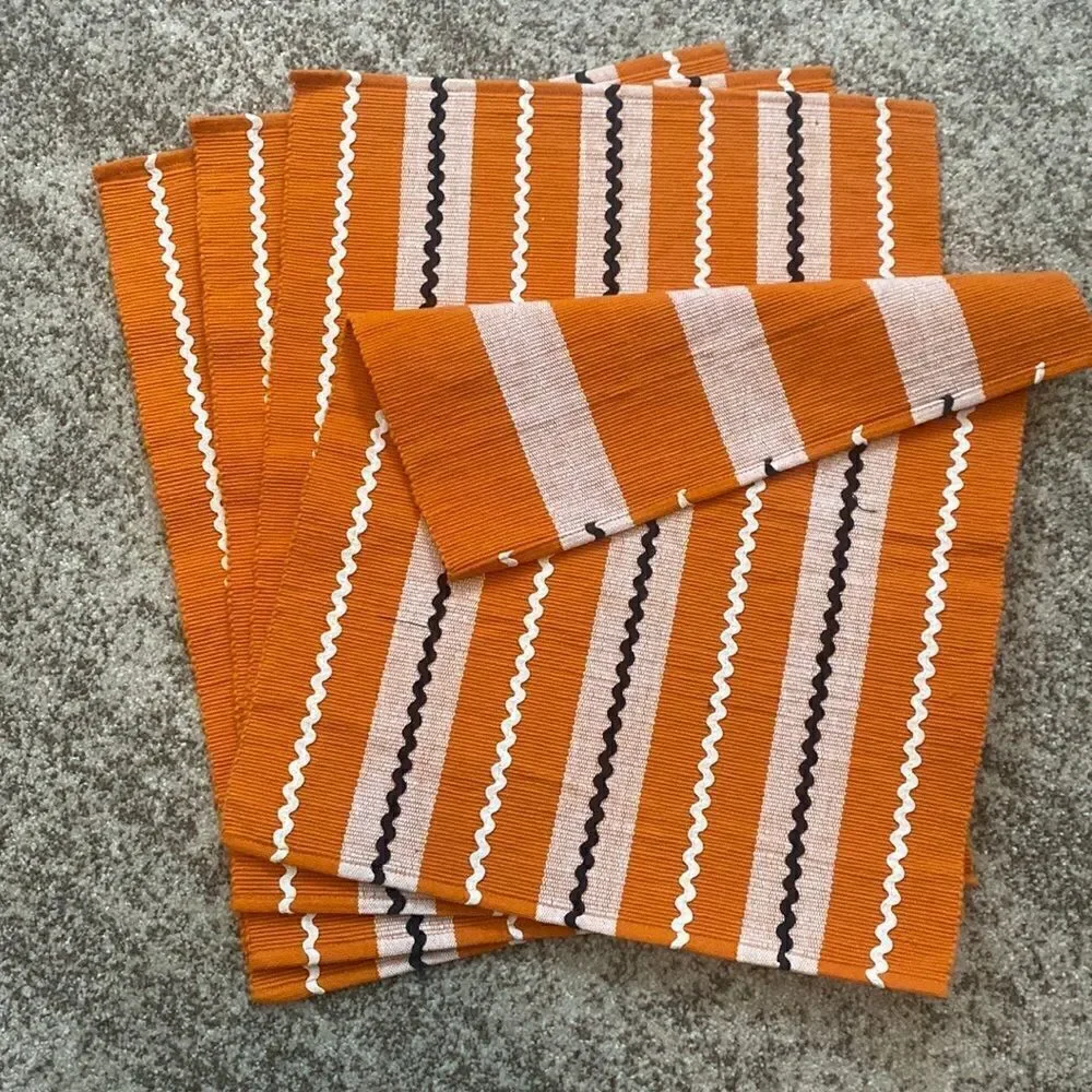 Pier 1 Vibrant Table Placemats (4)